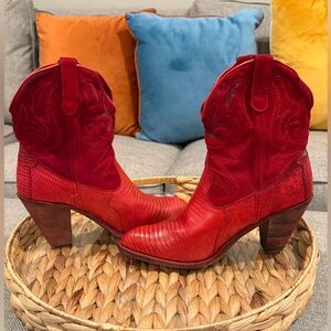 FRAUSA Red Leather Western Ankle  Boots Made in Spain – Lizard Embossed